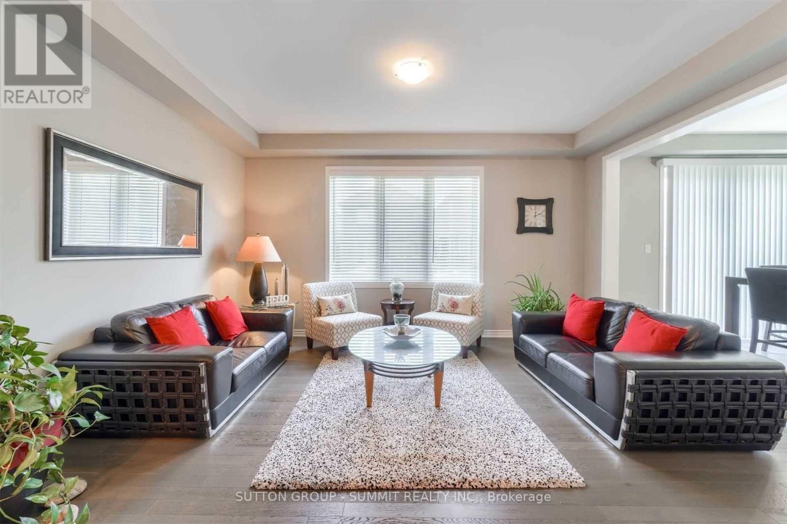 68 Wannamaker Crescent, Cambridge, Ontario  N2E 0C5 - Photo 6 - X12686932