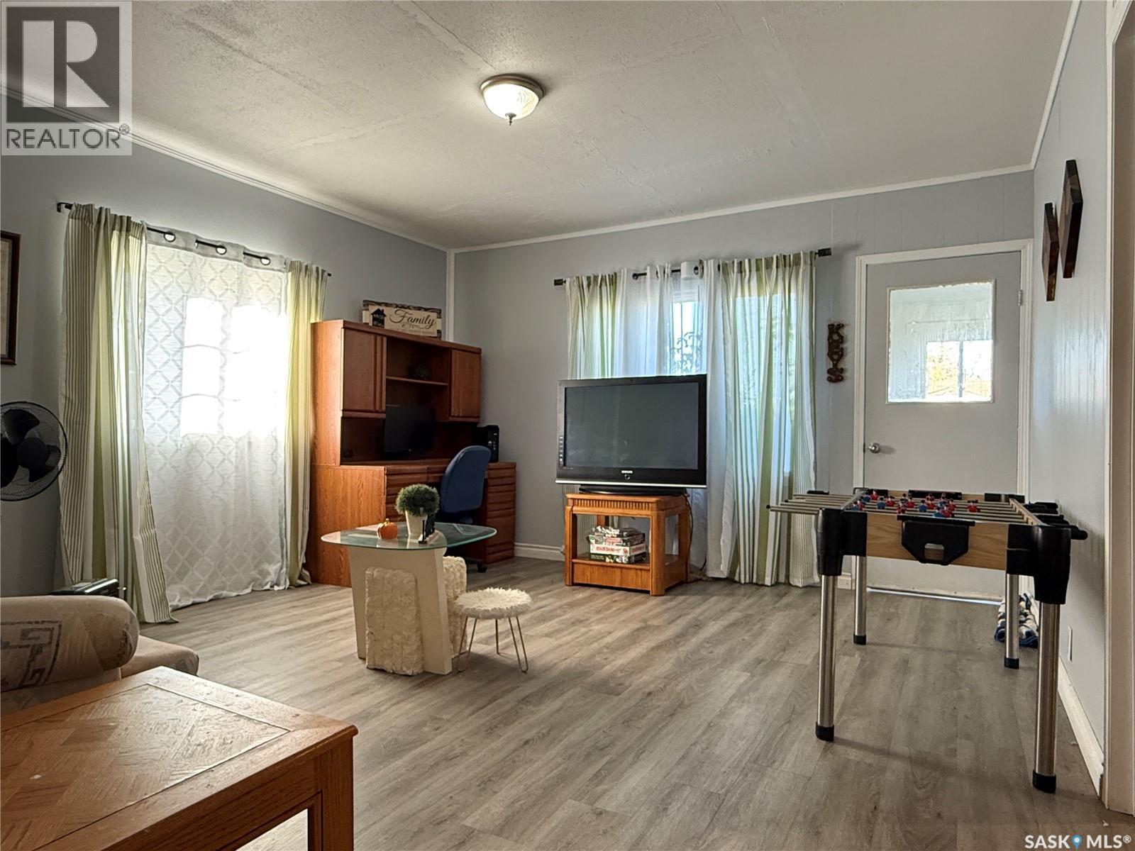 573 4th Avenue W, Melville, Saskatchewan  S0A 2P0 - Photo 9 - SK026643