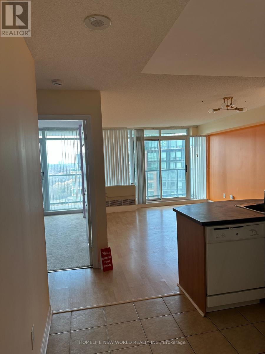 2003 - 5508 Yonge Street, Toronto, Ontario  M2N 7L2 - Photo 3 - C12582508