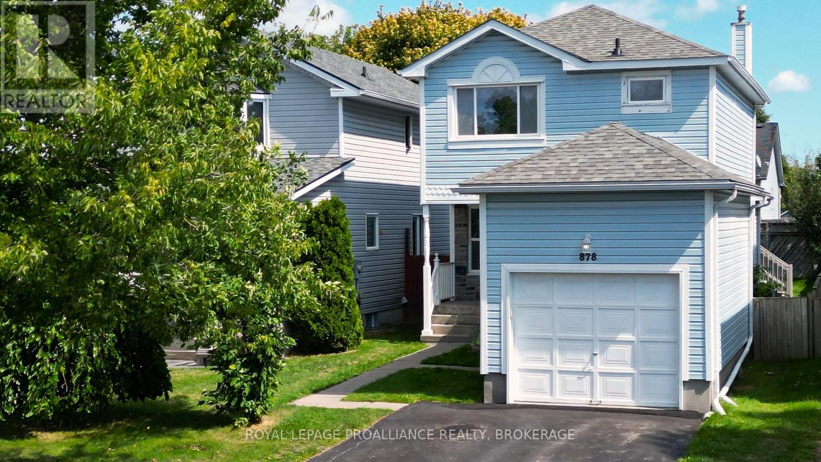 878 Walker Court, Kingston, Ontario  K7M 8L2 - Photo 3 - X12531746