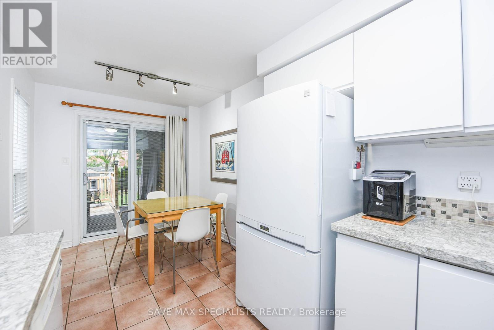 614 Lumberton Crescent, Mississauga, Ontario  L4Z 3Z5 - Photo 29 - W12451962