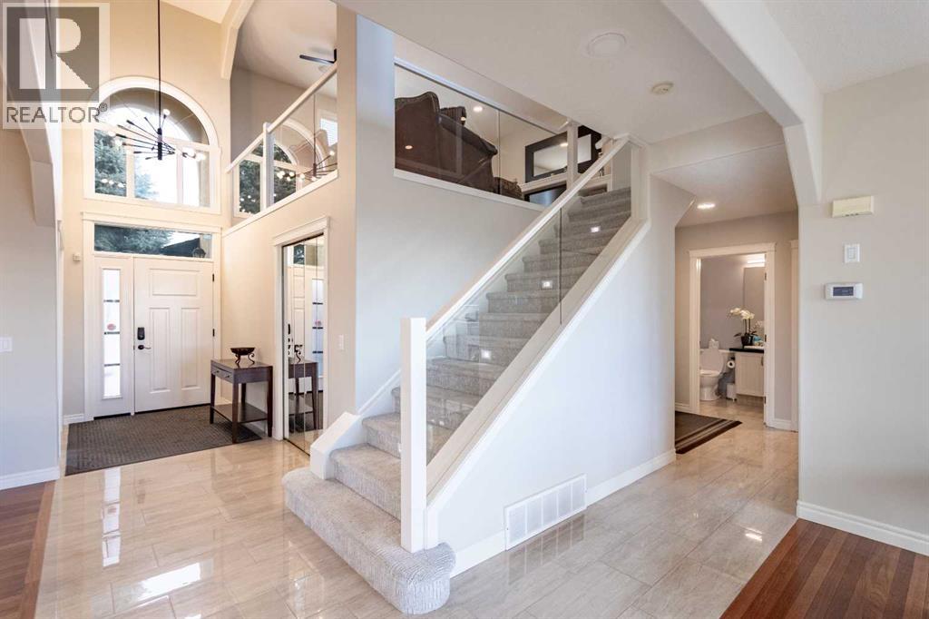 109 Simcrest Heights Sw, Calgary, Alberta  T3H 4K1 - Photo 16 - A2278428