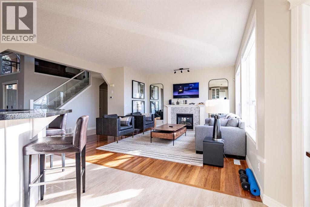 109 Simcrest Heights Sw, Calgary, Alberta  T3H 4K1 - Photo 18 - A2278428