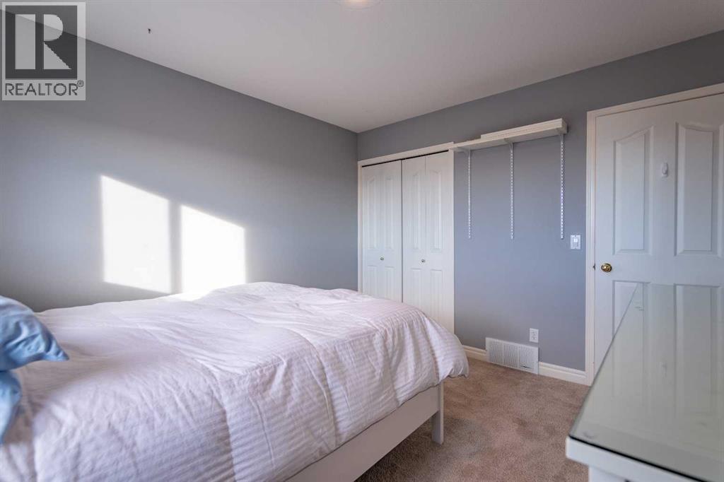 109 Simcrest Heights Sw, Calgary, Alberta  T3H 4K1 - Photo 40 - A2278428