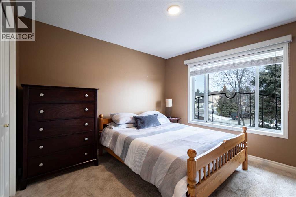 109 Simcrest Heights Sw, Calgary, Alberta  T3H 4K1 - Photo 44 - A2278428