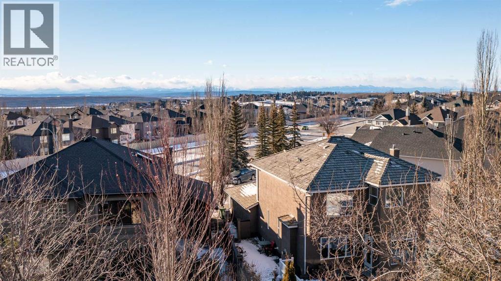 109 Simcrest Heights Sw, Calgary, Alberta  T3H 4K1 - Photo 7 - A2278428