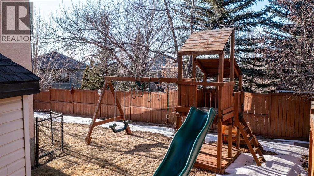 109 Simcrest Heights Sw, Calgary, Alberta  T3H 4K1 - Photo 8 - A2278428