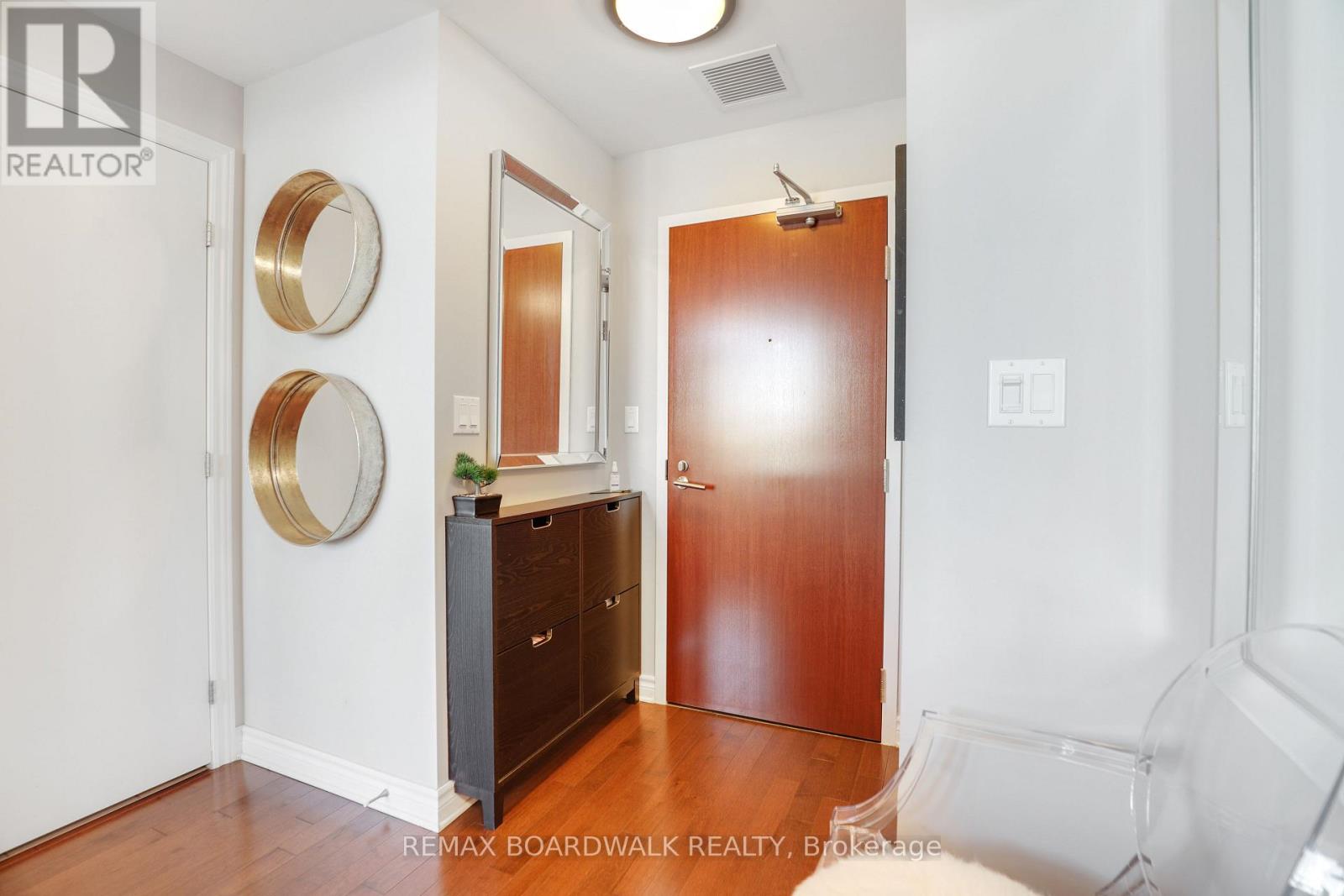 407 - 575 Byron Avenue, Ottawa, Ontario  K2A 1R7 - Photo 12 - X12456798