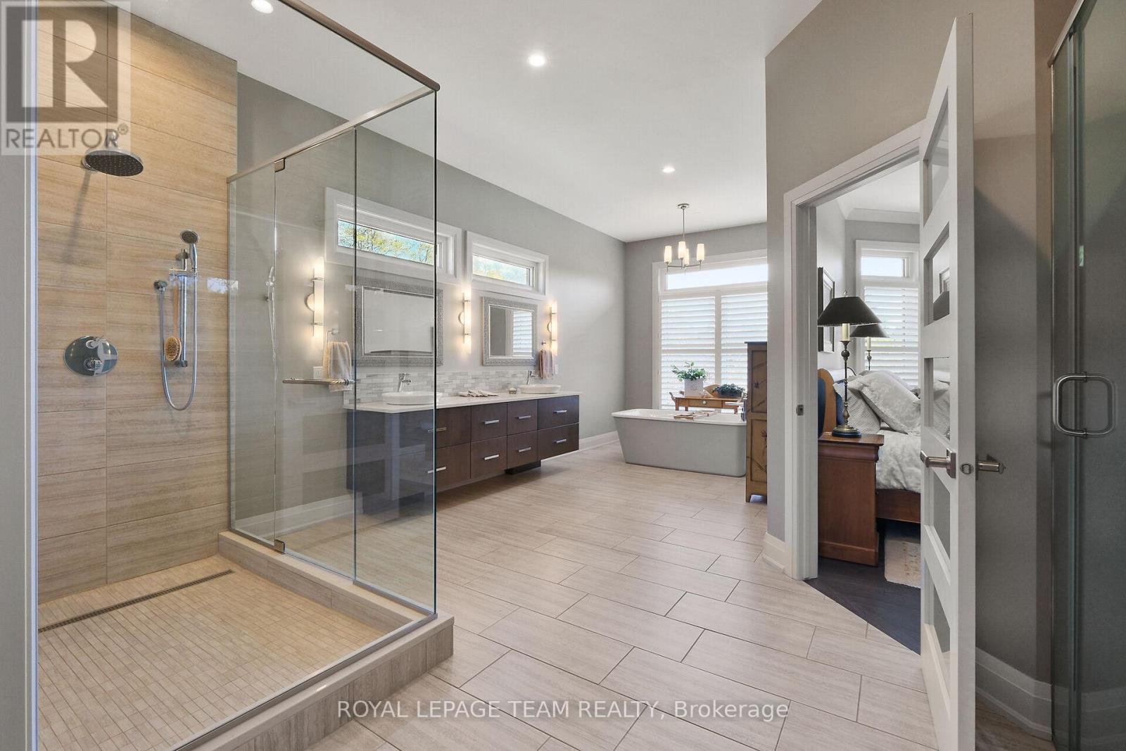 217 Shamus Way, Ottawa, Ontario  K0A 1L0 - Photo 23 - X12453910