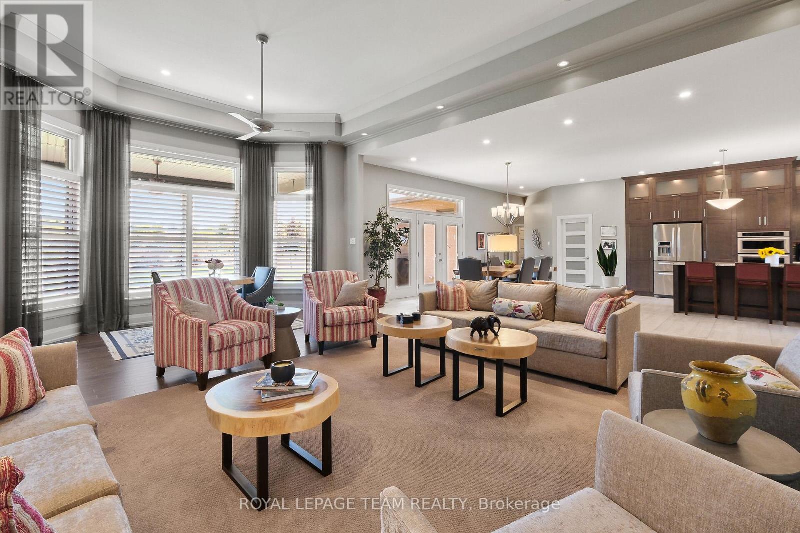 217 Shamus Way, Ottawa, Ontario  K0A 1L0 - Photo 8 - X12453910