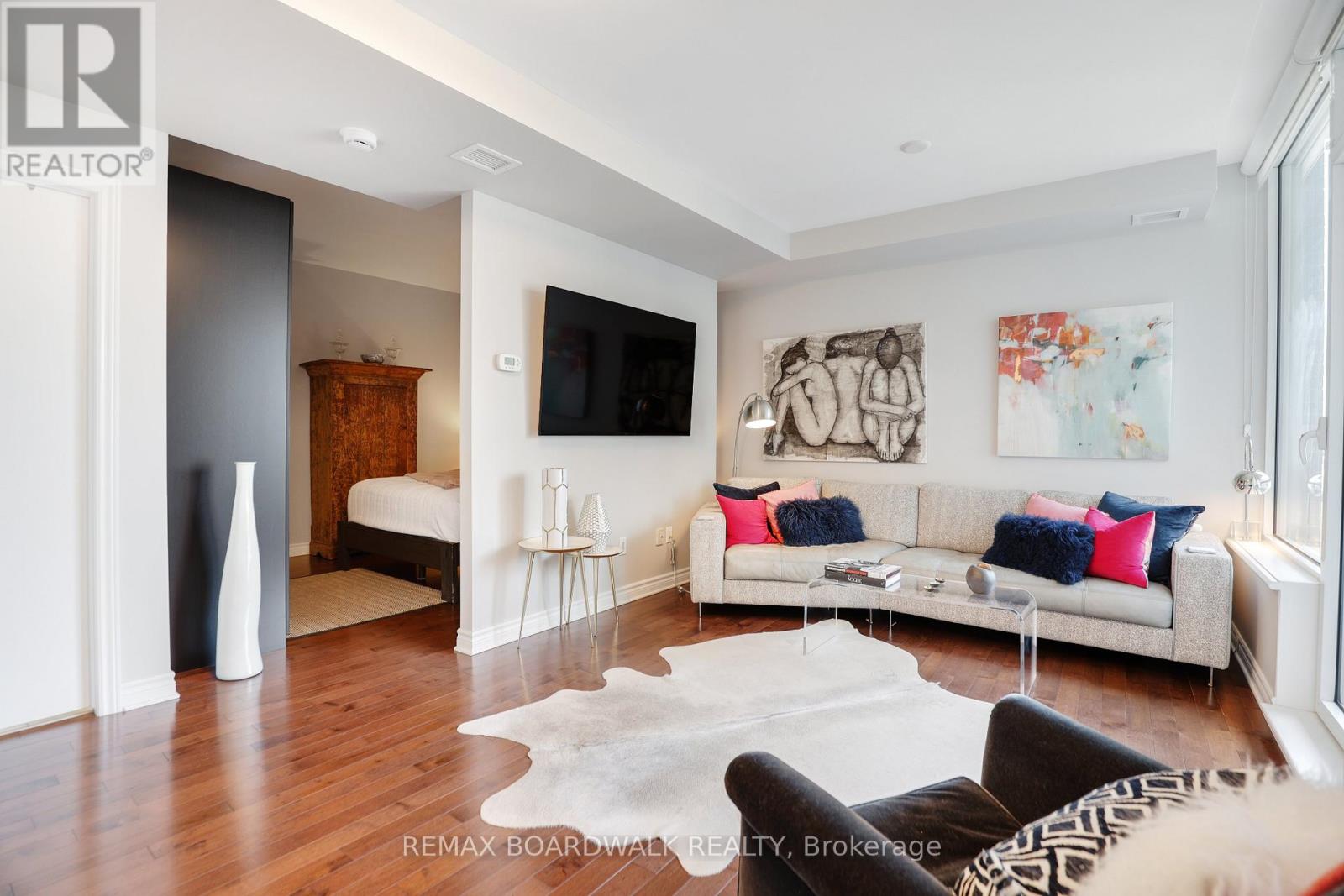 407 - 575 Byron Avenue, Ottawa, Ontario  K2A 1R7 - Photo 18 - X12456798