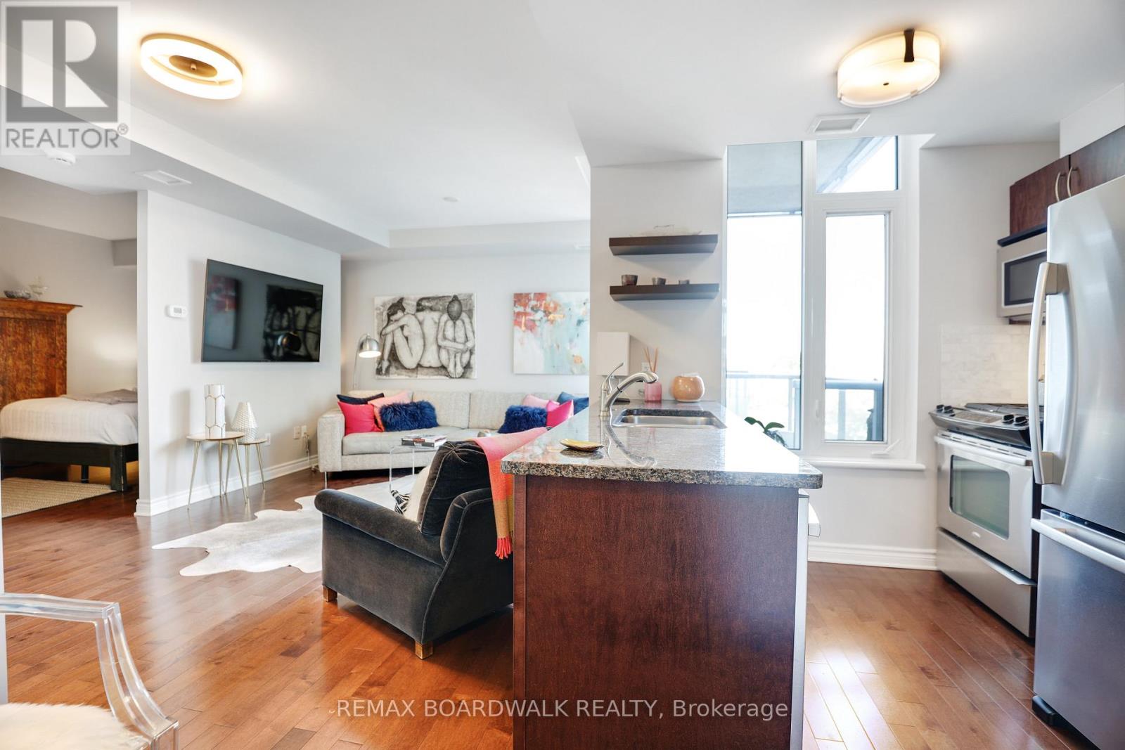 407 - 575 Byron Avenue, Ottawa, Ontario  K2A 1R7 - Photo 13 - X12456798