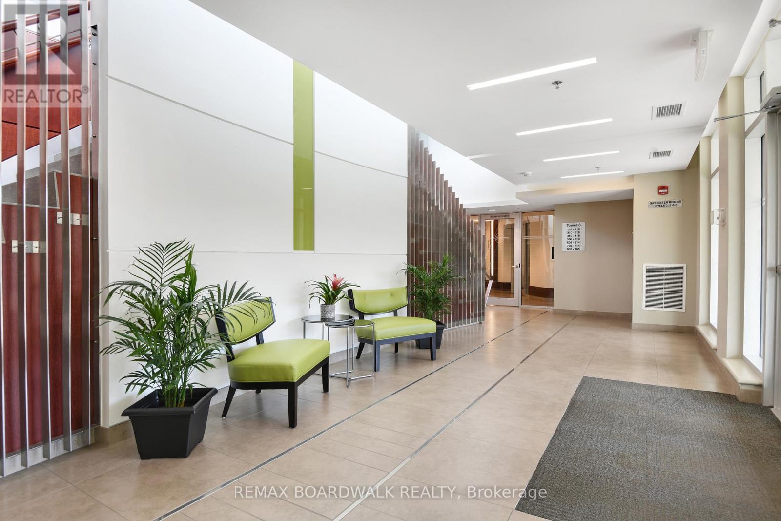 407 - 575 Byron Avenue, Ottawa, Ontario  K2A 1R7 - Photo 9 - X12456798