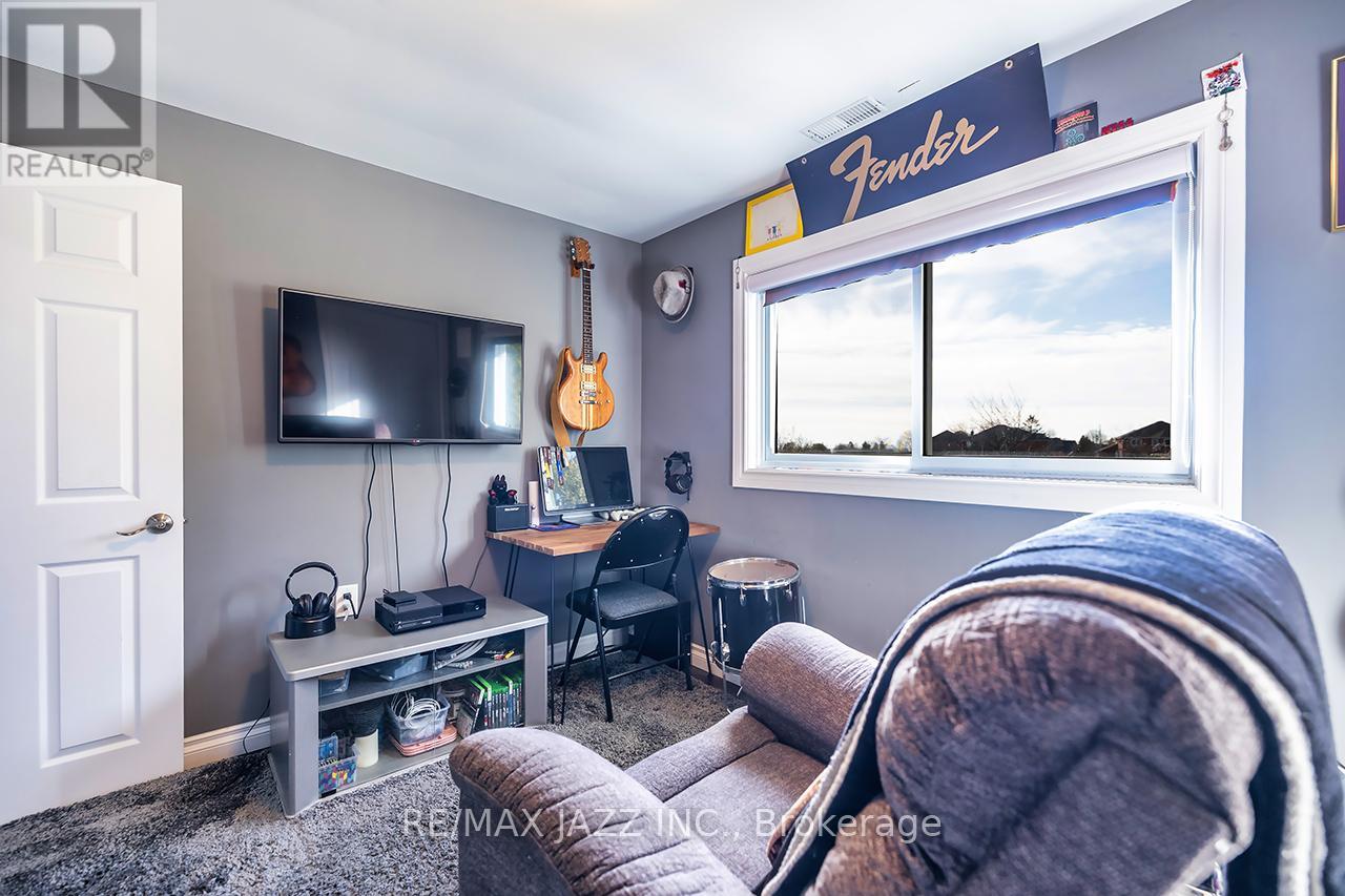 149 Abbott Boulevard, Cobourg, Ontario  K9A 4E5 - Photo 22 - X12687056