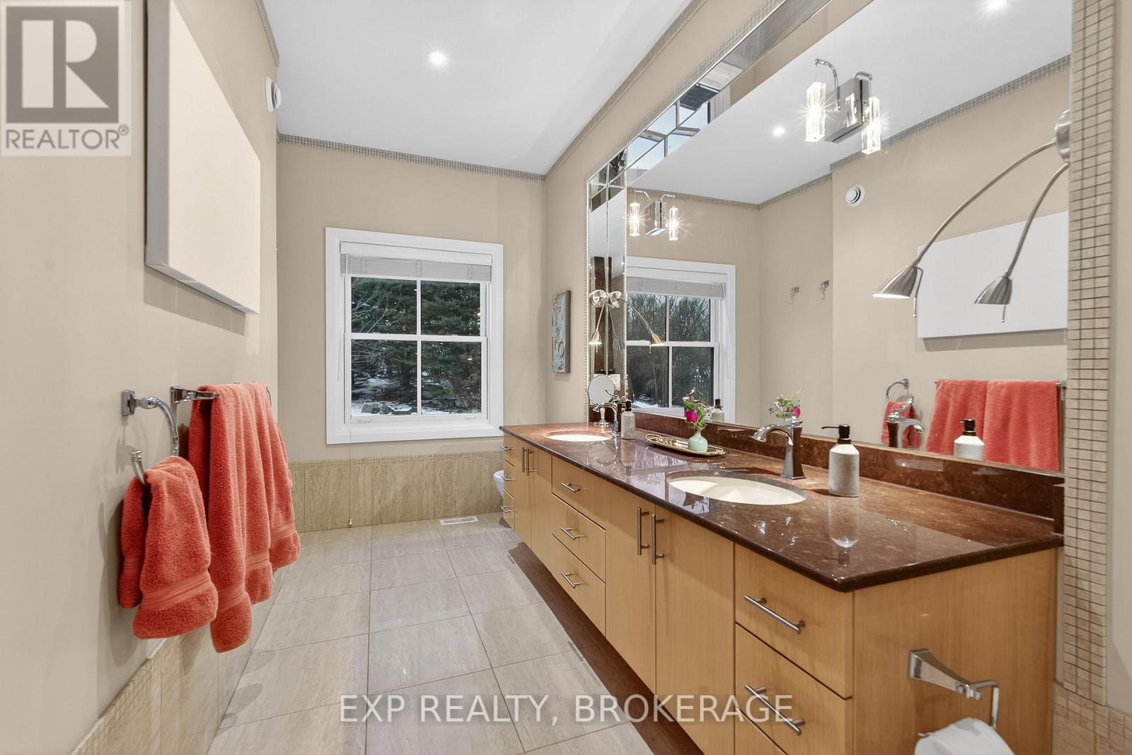 250 Main Street, Kingston, Ontario  K7K 6W4 - Photo 23 - X12687086