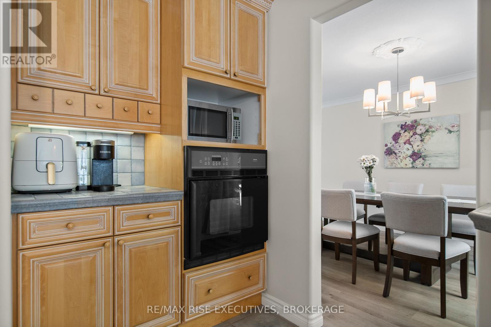 36 Howe Island Ferry Road, Kingston, Ontario  K7L 4V1 - Photo 14 - X12687124