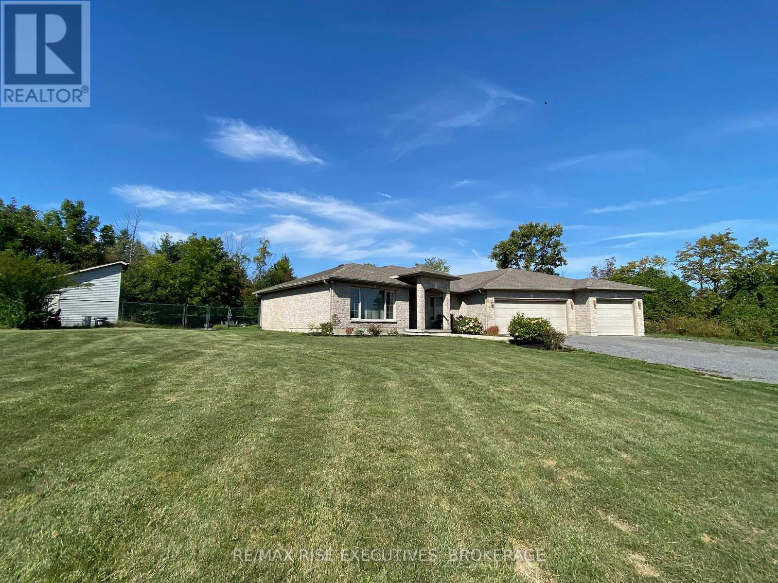 36 Howe Island Ferry Road, Kingston, Ontario  K7L 4V1 - Photo 45 - X12687124