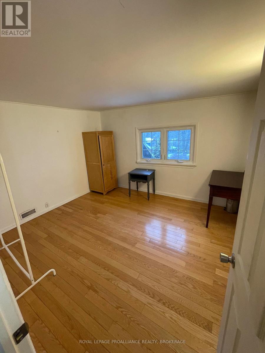 2 - 563 Union Street, Kingston, Ontario  K7M 2H5 - Photo 10 - X12687354