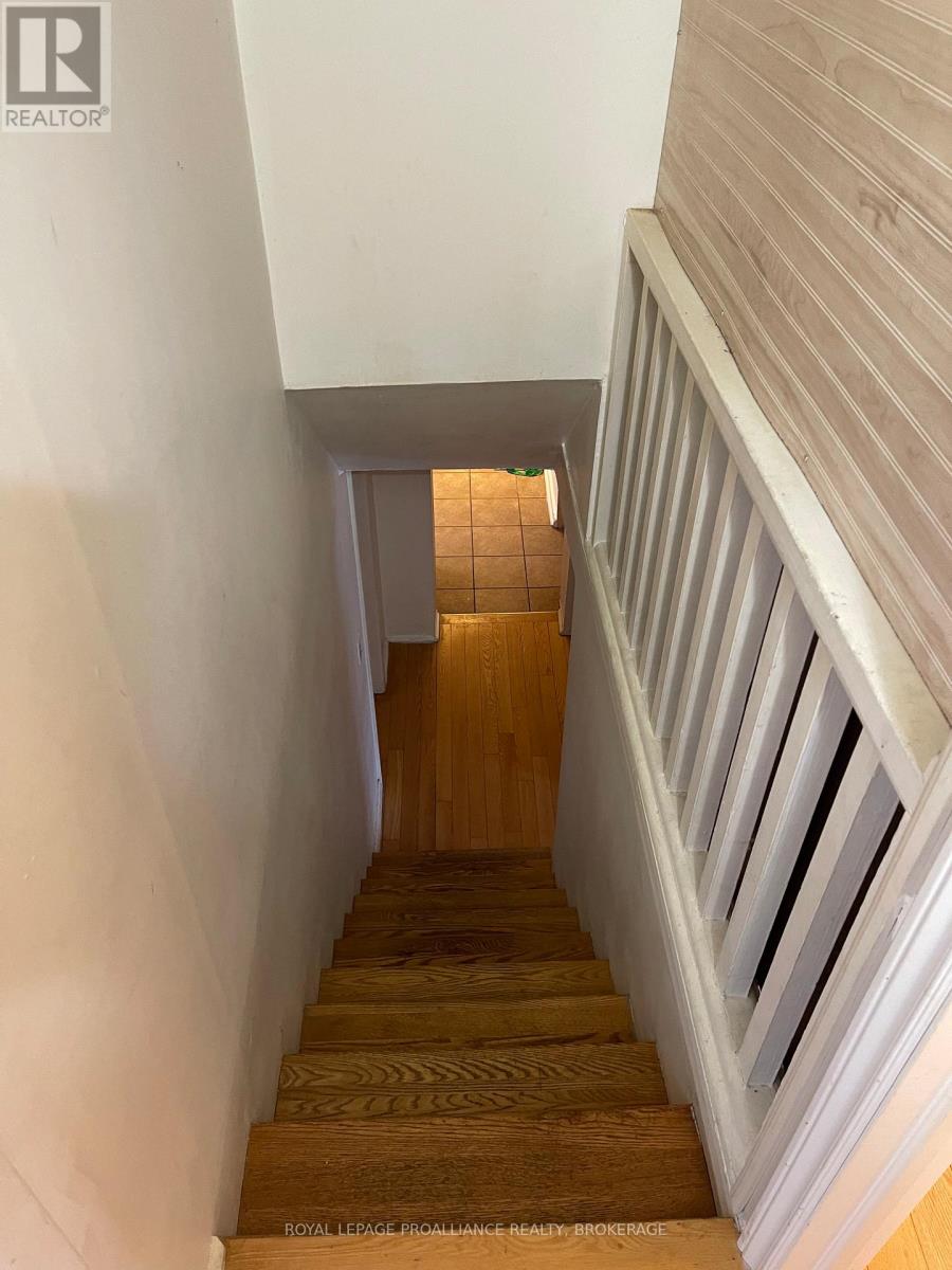 2 - 563 Union Street, Kingston, Ontario  K7M 2H5 - Photo 8 - X12687354