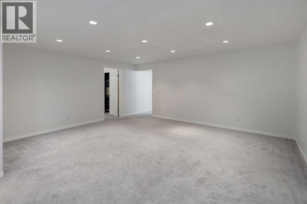 160 Rockywood Park Nw, Calgary, Alberta  T3G 5S1 - Photo 32 - A2263424