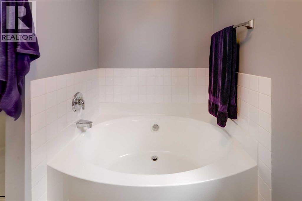 160 Rockywood Park Nw, Calgary, Alberta  T3G 5S1 - Photo 20 - A2263424