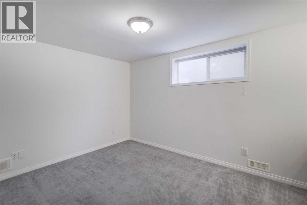 160 Rockywood Park Nw, Calgary, Alberta  T3G 5S1 - Photo 33 - A2263424