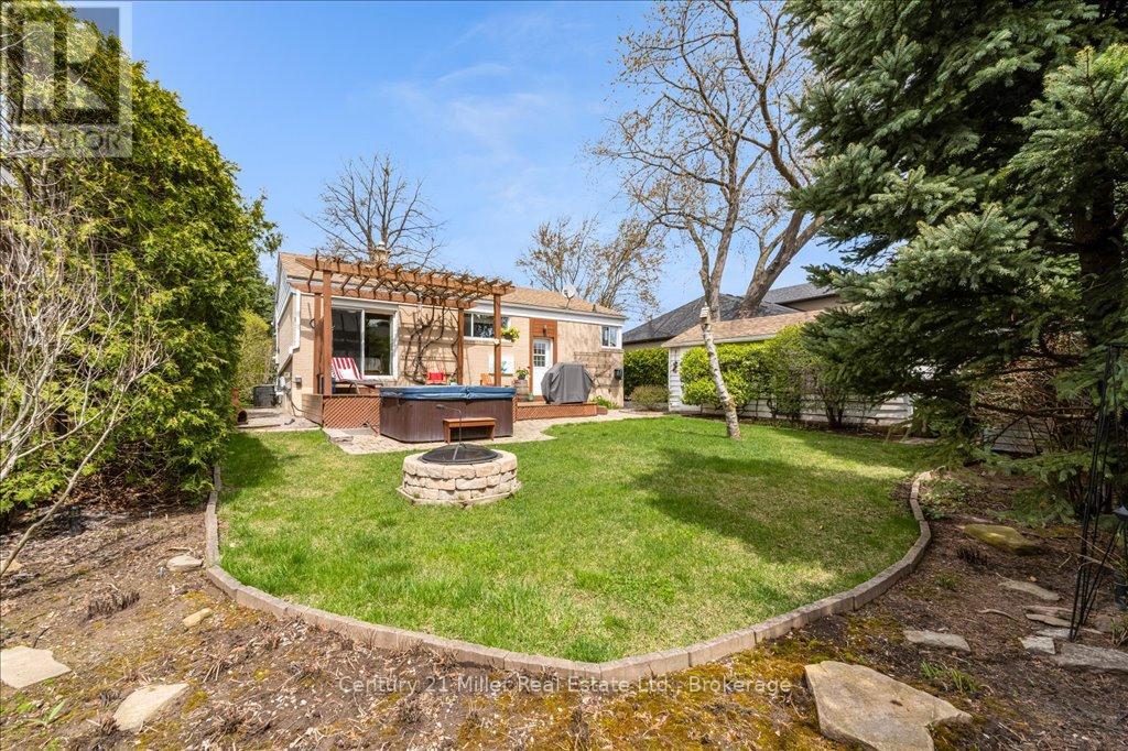 1504 Bridge Road, Oakville, Ontario  L6L 2E3 - Photo 36 - W12483390