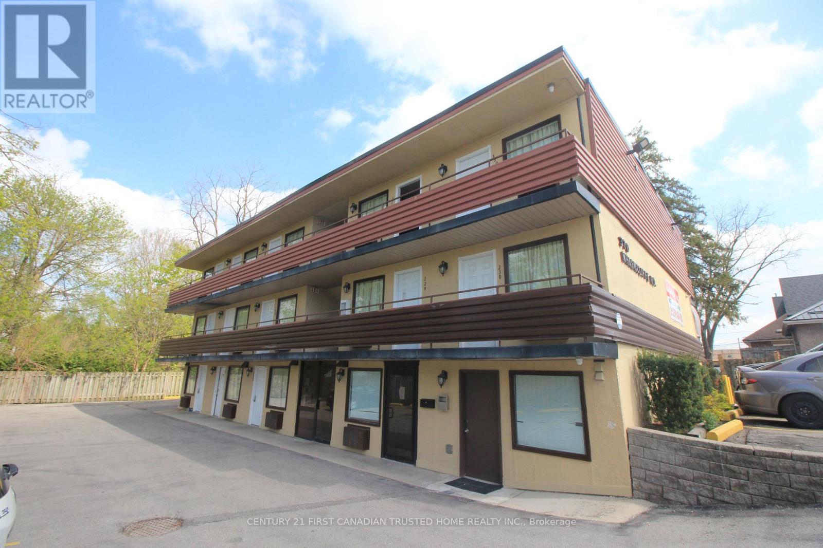 370 WHARNCLIFFE ROAD S, London South, Ontario