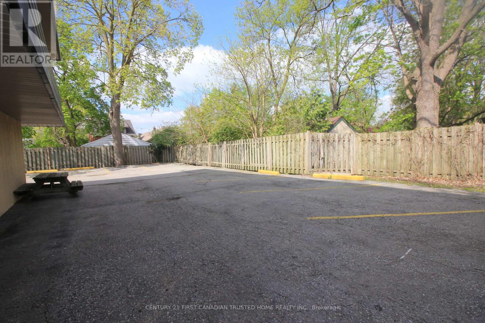 370 Wharncliffe Road S, London South, Ontario N6J 2M1 - Photo 22 - X12687052