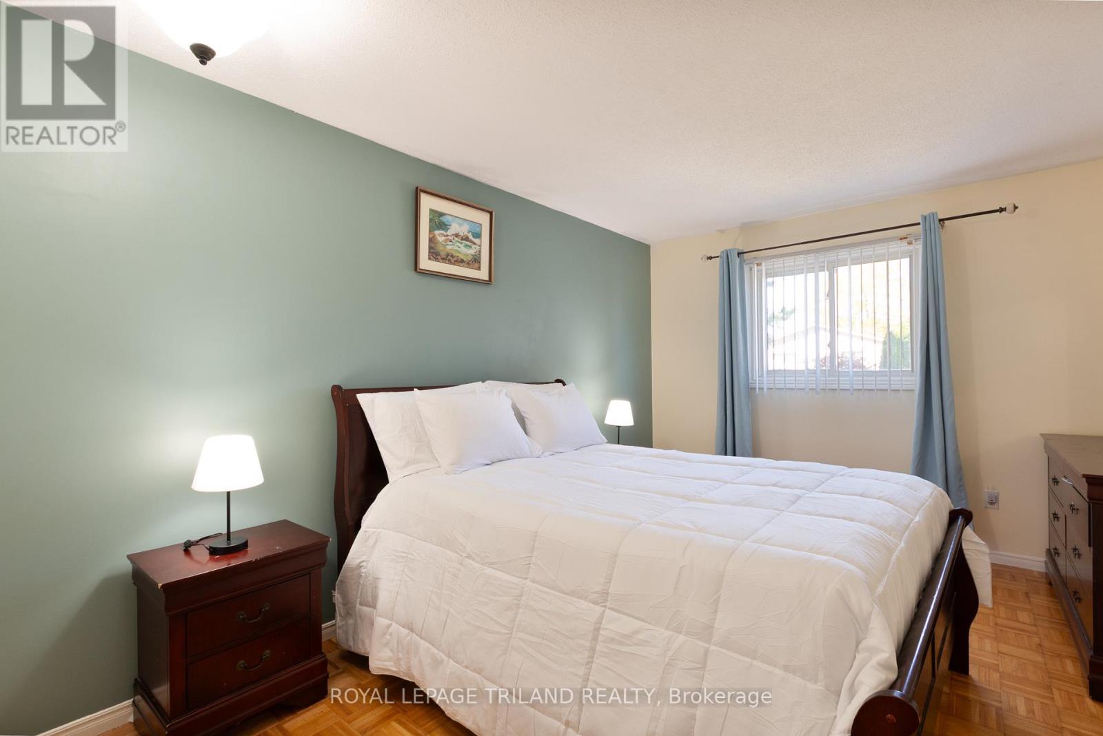 77 Bonaventure Drive, London East, Ontario  N5V 4A7 - Photo 13 - X12687072