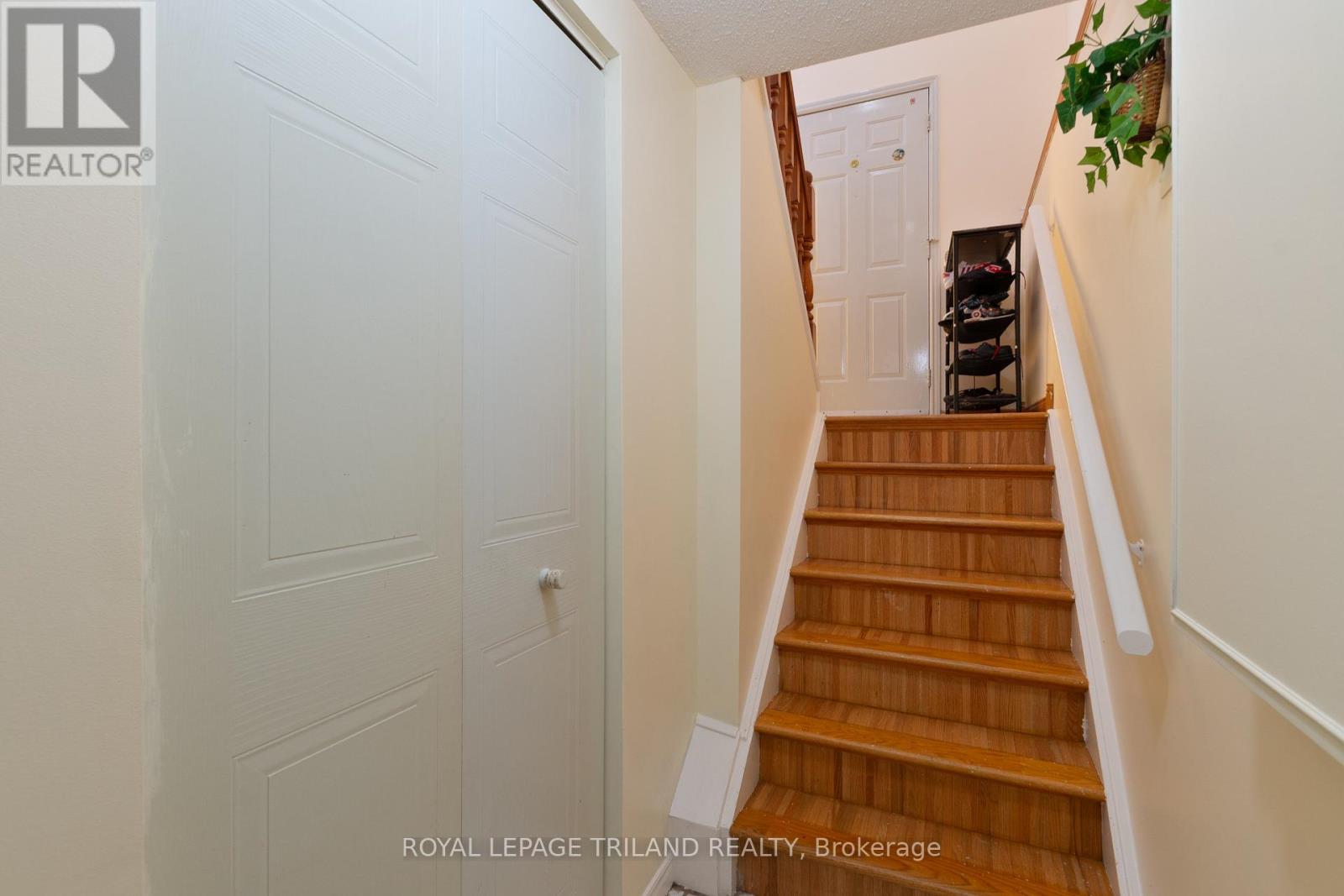 77 Bonaventure Drive, London East, Ontario  N5V 4A7 - Photo 17 - X12687072