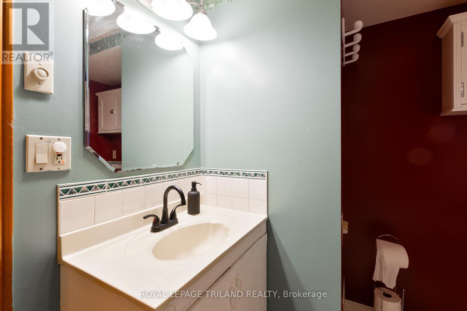 77 Bonaventure Drive, London East, Ontario  N5V 4A7 - Photo 26 - X12687072