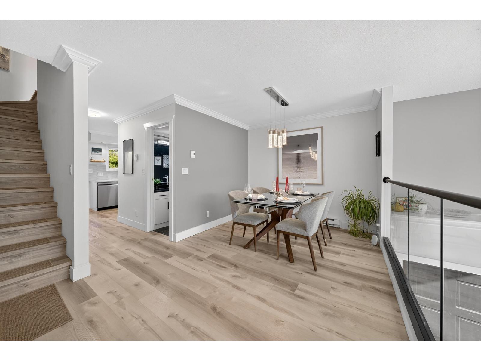 Listing Picture 8 of 40 : 11 15971 MARINE DRIVE, White Rock - 魯藝地產 Yvonne Lu Group - MLS Medallion Club Member