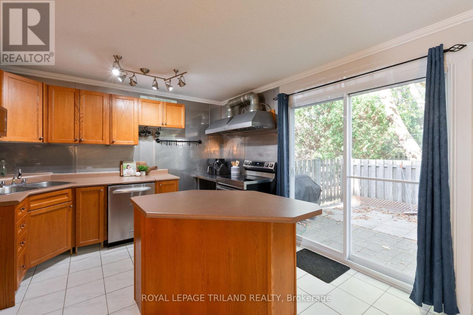 149 - 1247 Huron Street, London East, Ontario  N5Y 4X7 - Photo 12 - X12687128