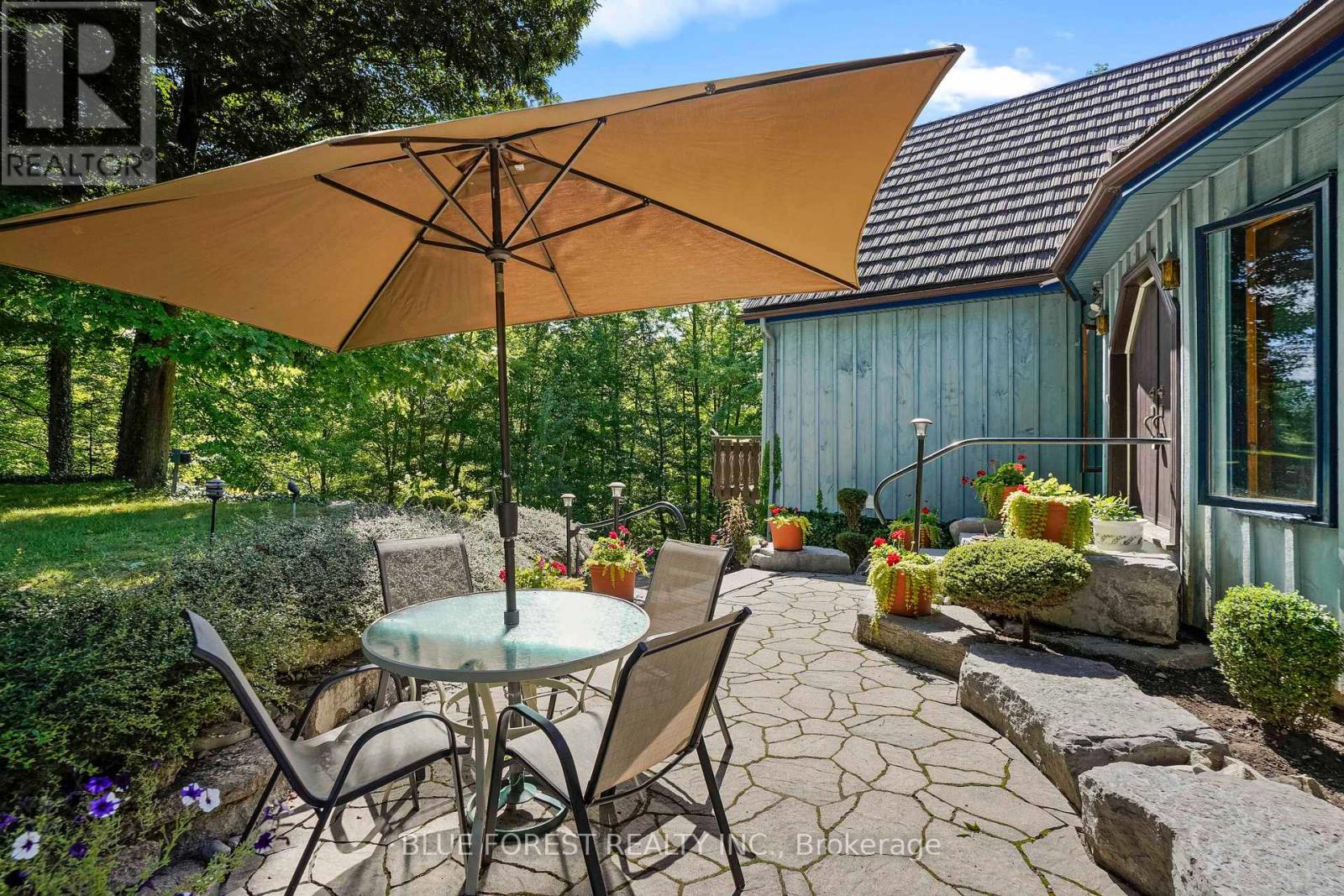 33402 First Line, Southwold, Ontario  N0L 1P0 - Photo 11 - X12687238