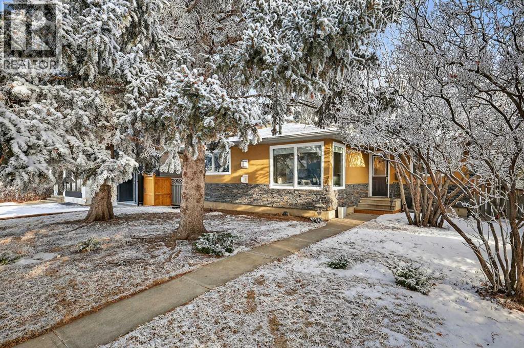 920 42 Street SW, Calgary, Alberta