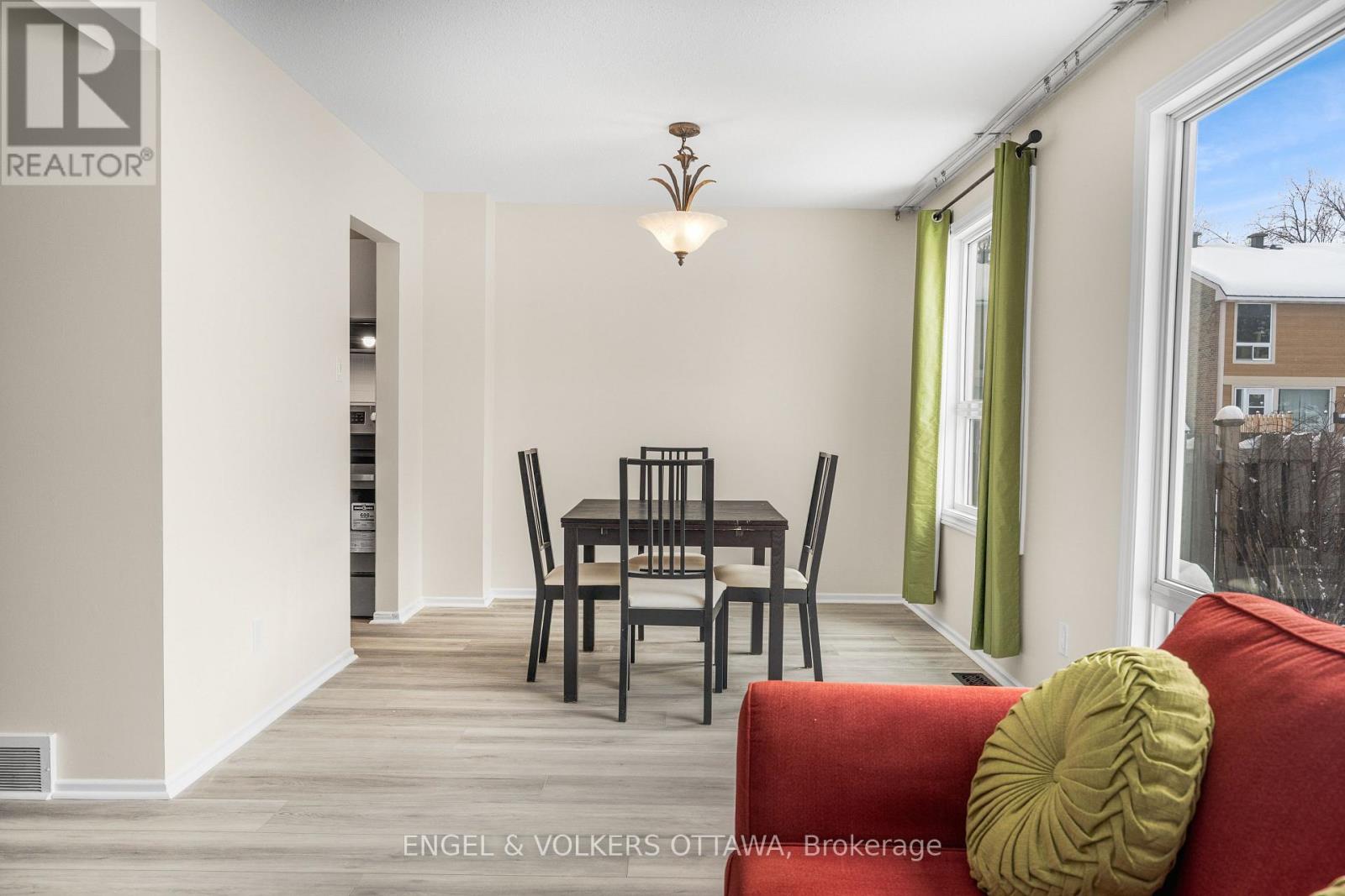 11 - 4606 Carrington Place, Ottawa, Ontario  K1B 4P9 - Photo 11 - X12687100