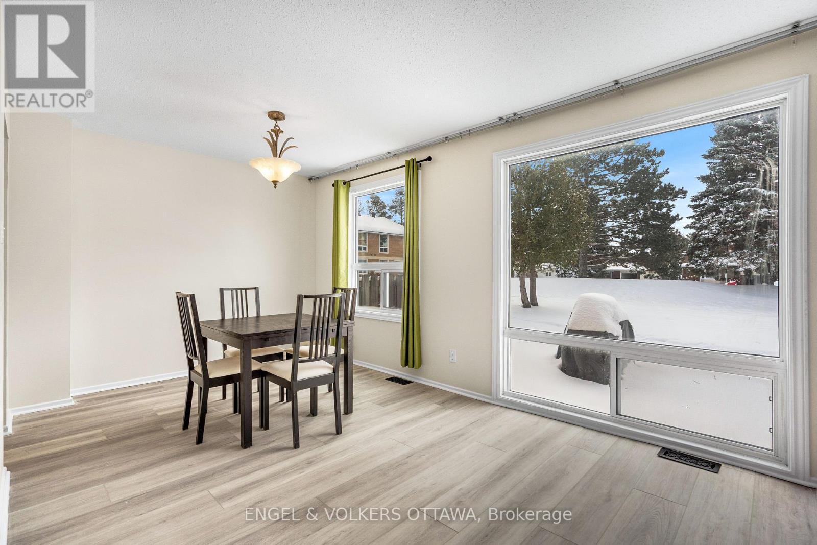 11 - 4606 Carrington Place, Ottawa, Ontario  K1B 4P9 - Photo 13 - X12687100