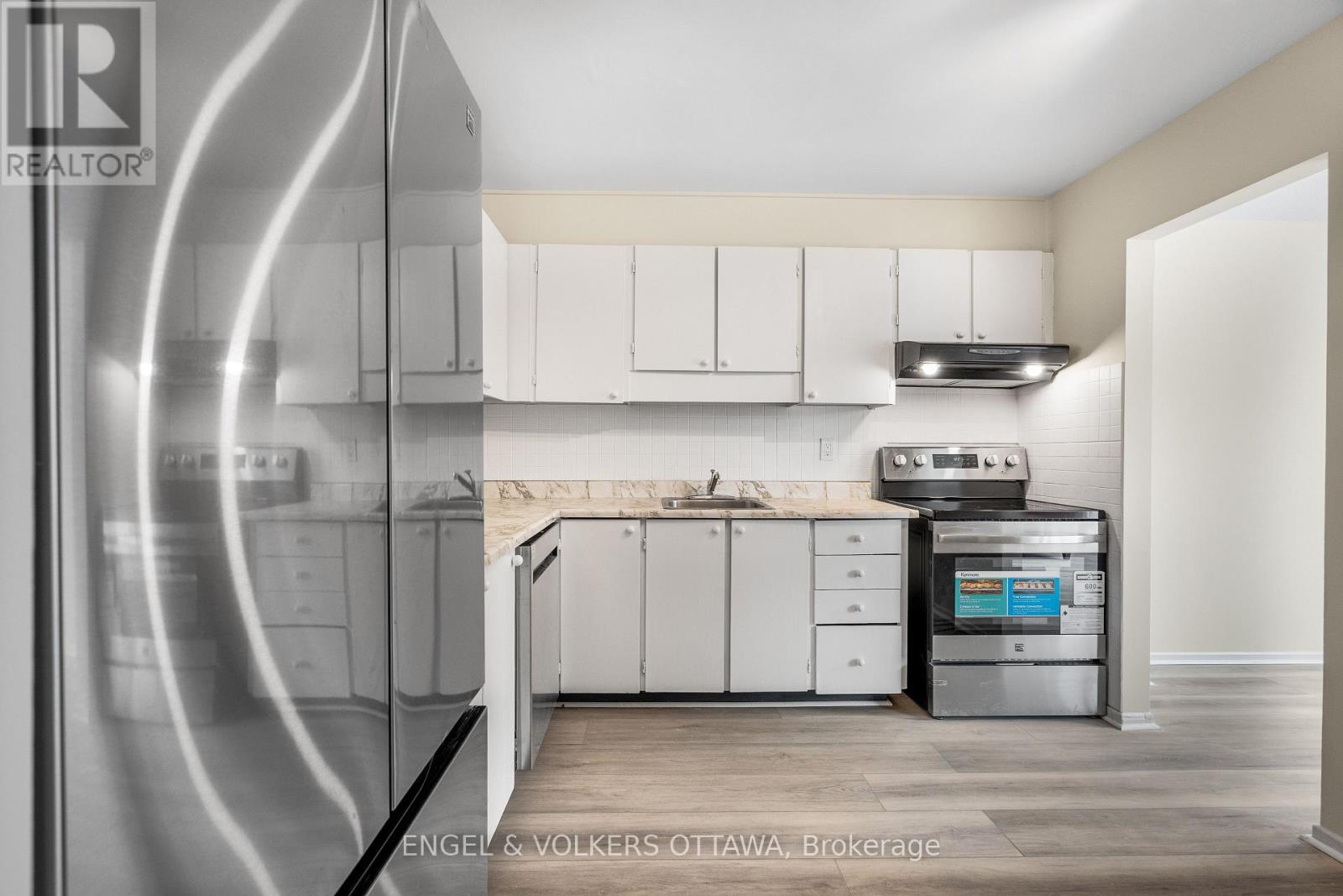 11 - 4606 Carrington Place, Ottawa, Ontario  K1B 4P9 - Photo 18 - X12687100