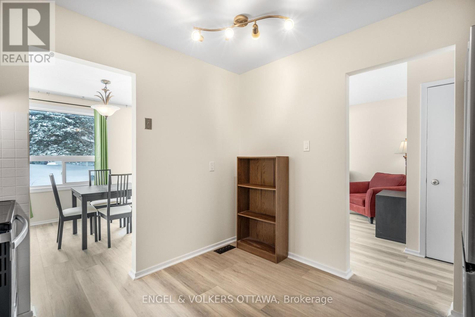 11 - 4606 Carrington Place, Ottawa, Ontario  K1B 4P9 - Photo 20 - X12687100