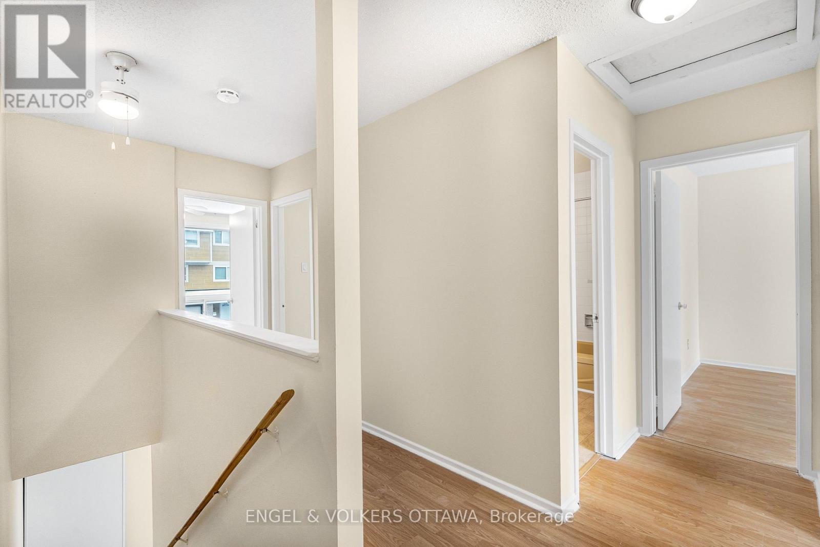 11 - 4606 Carrington Place, Ottawa, Ontario  K1B 4P9 - Photo 23 - X12687100