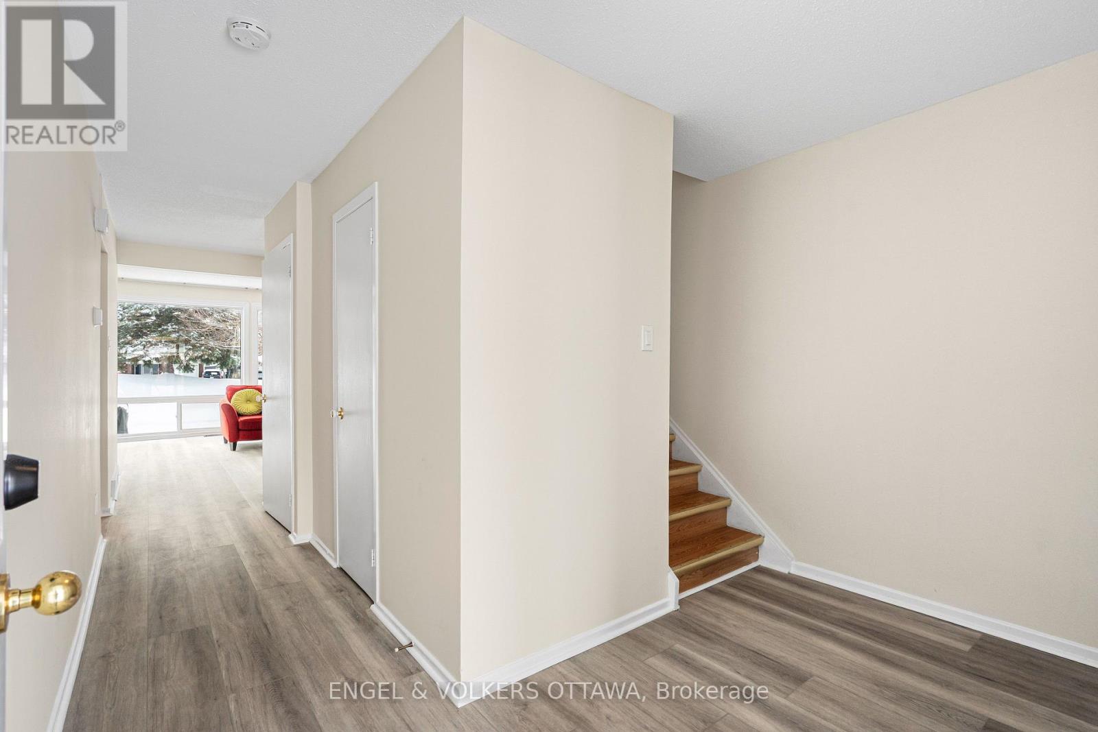 11 - 4606 Carrington Place, Ottawa, Ontario  K1B 4P9 - Photo 5 - X12687100