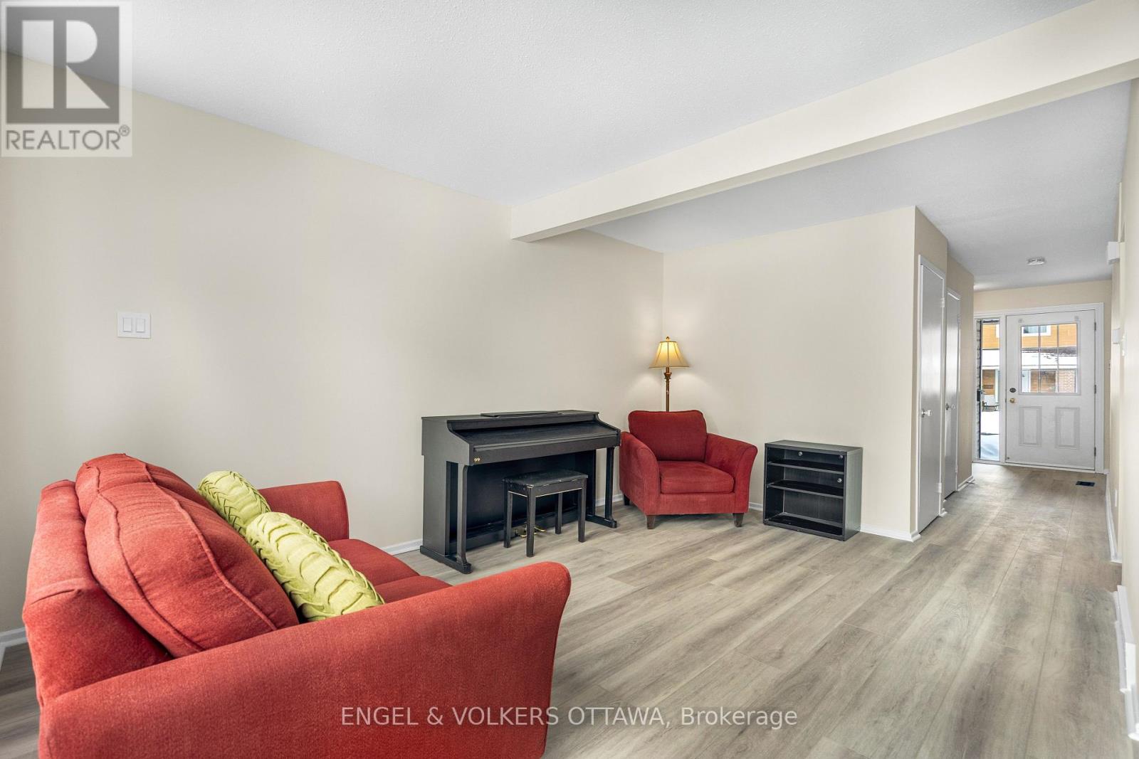 11 - 4606 Carrington Place, Ottawa, Ontario  K1B 4P9 - Photo 9 - X12687100