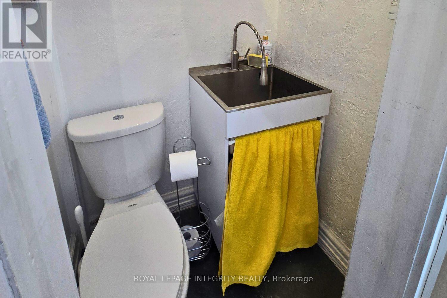 299 Crichton Street, Ottawa, Ontario  K1M 1W3 - Photo 7 - X12687130