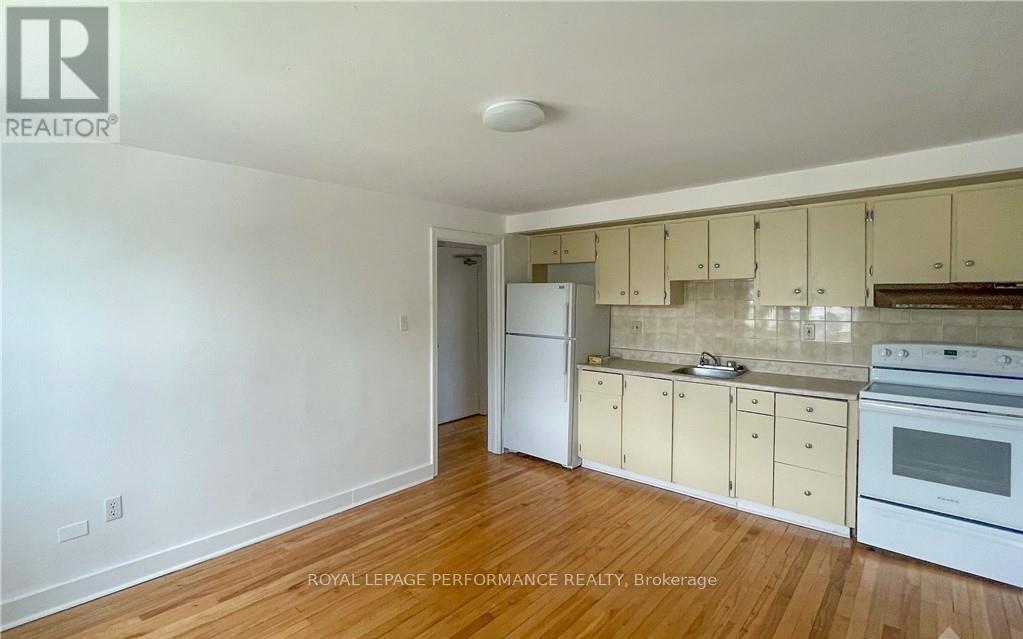 3 - 110 Glynn Avenue, Ottawa, Ontario  K1K 1S8 - Photo 5 - X12687180
