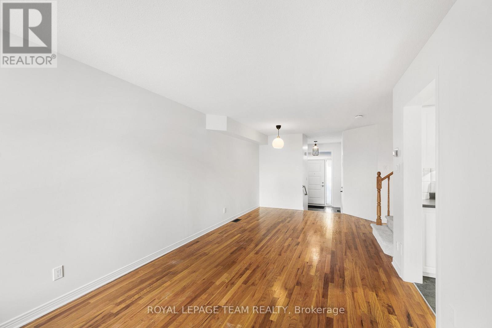 32 Bishops Mills Way, Ottawa, Ontario  K2K 3C1 - Photo 13 - X12687336