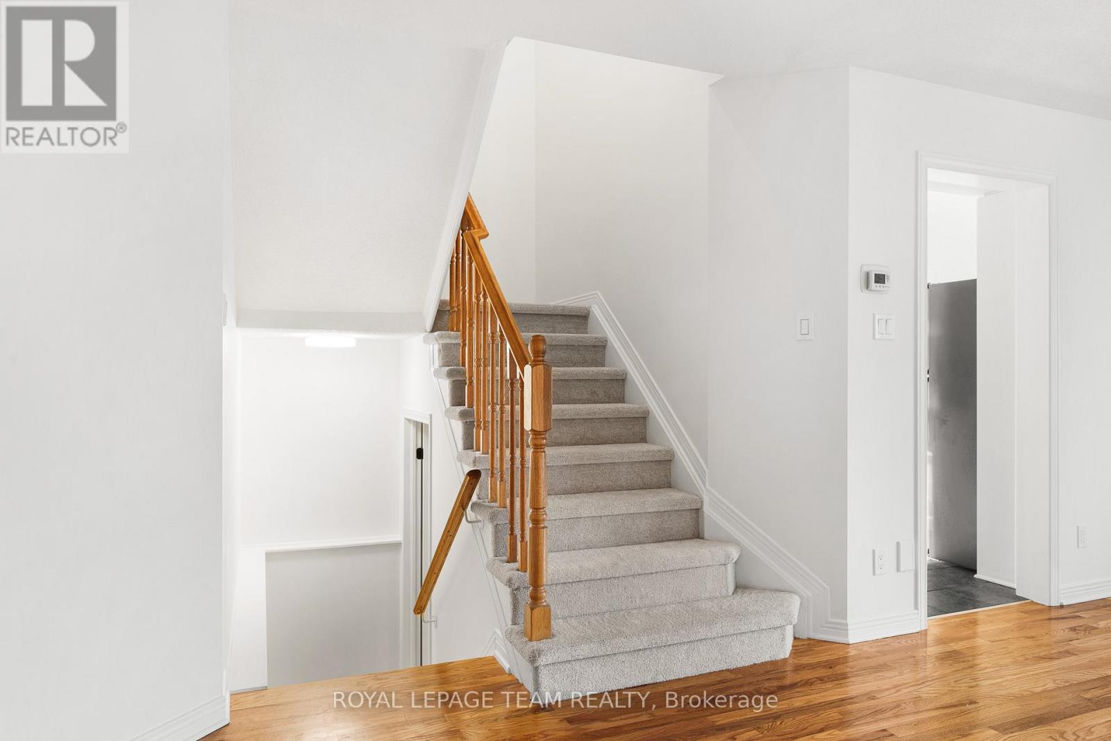 32 Bishops Mills Way, Ottawa, Ontario  K2K 3C1 - Photo 23 - X12687336