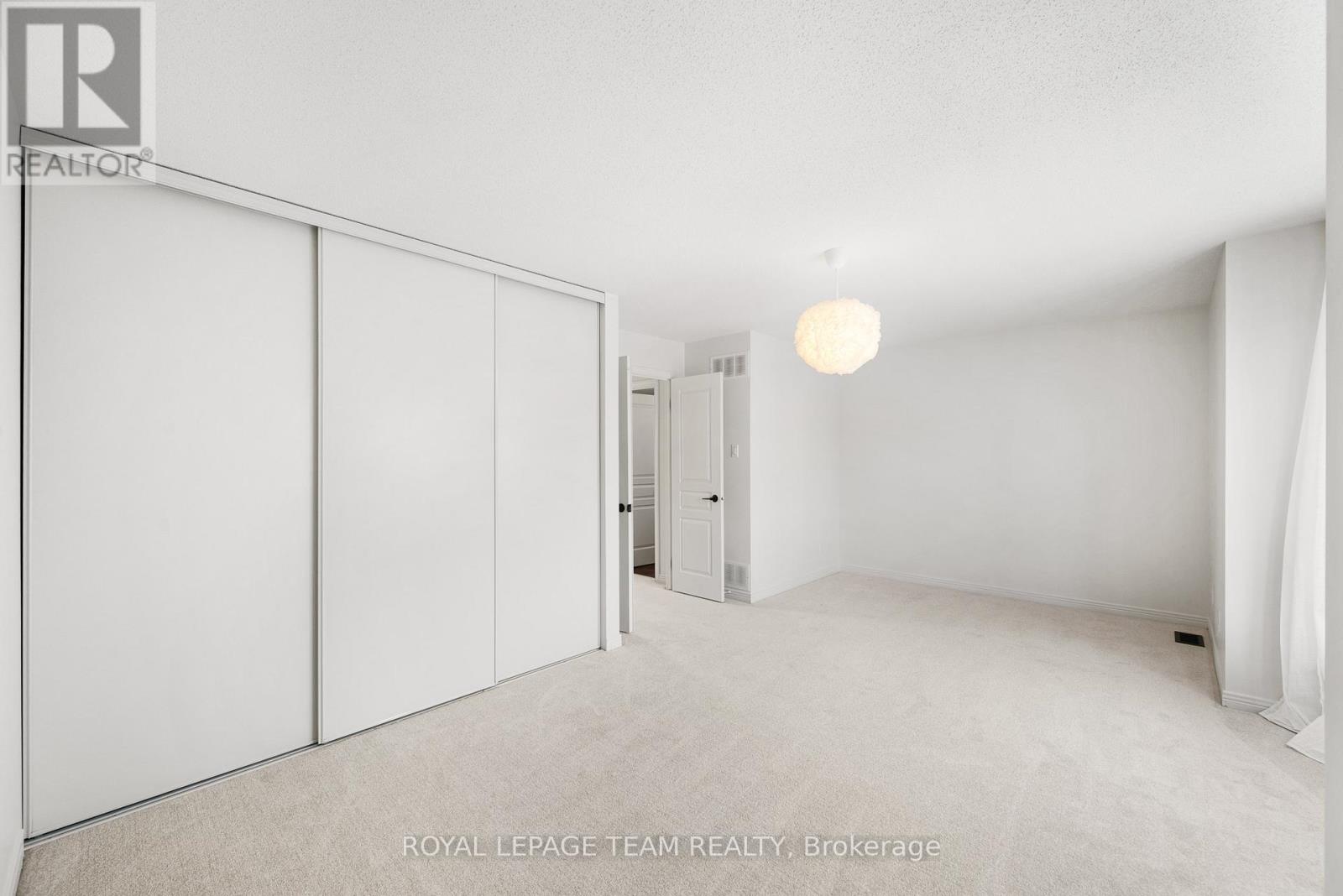 32 Bishops Mills Way, Ottawa, Ontario  K2K 3C1 - Photo 27 - X12687336