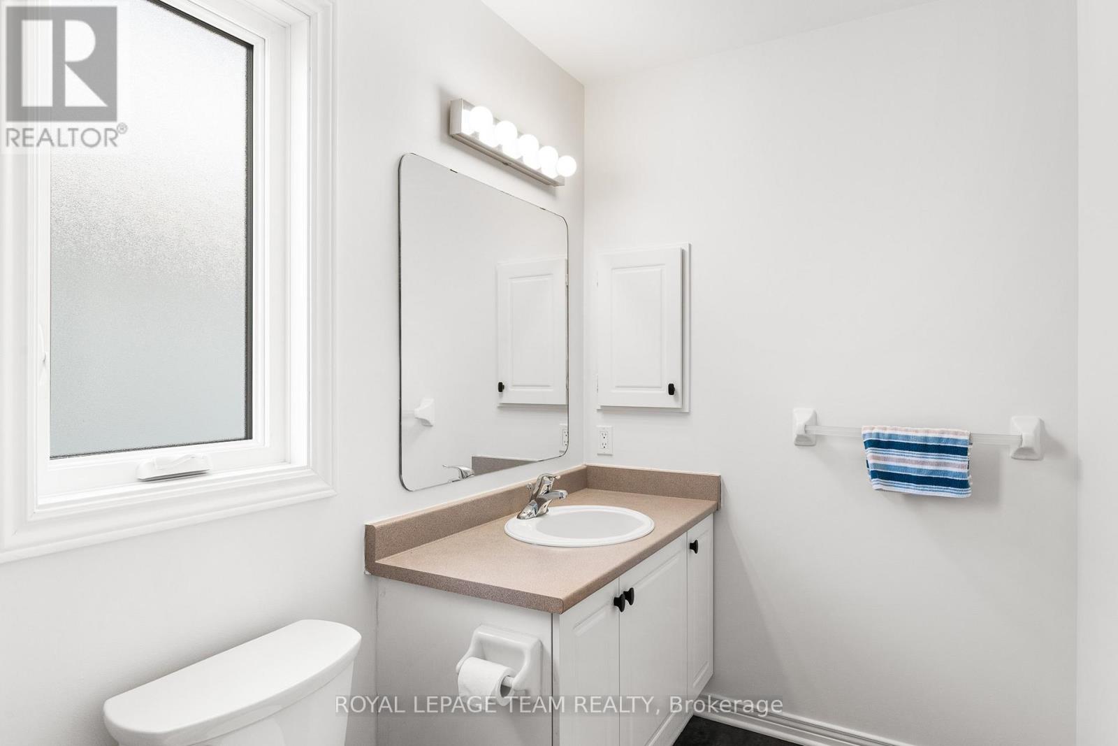 32 Bishops Mills Way, Ottawa, Ontario  K2K 3C1 - Photo 29 - X12687336