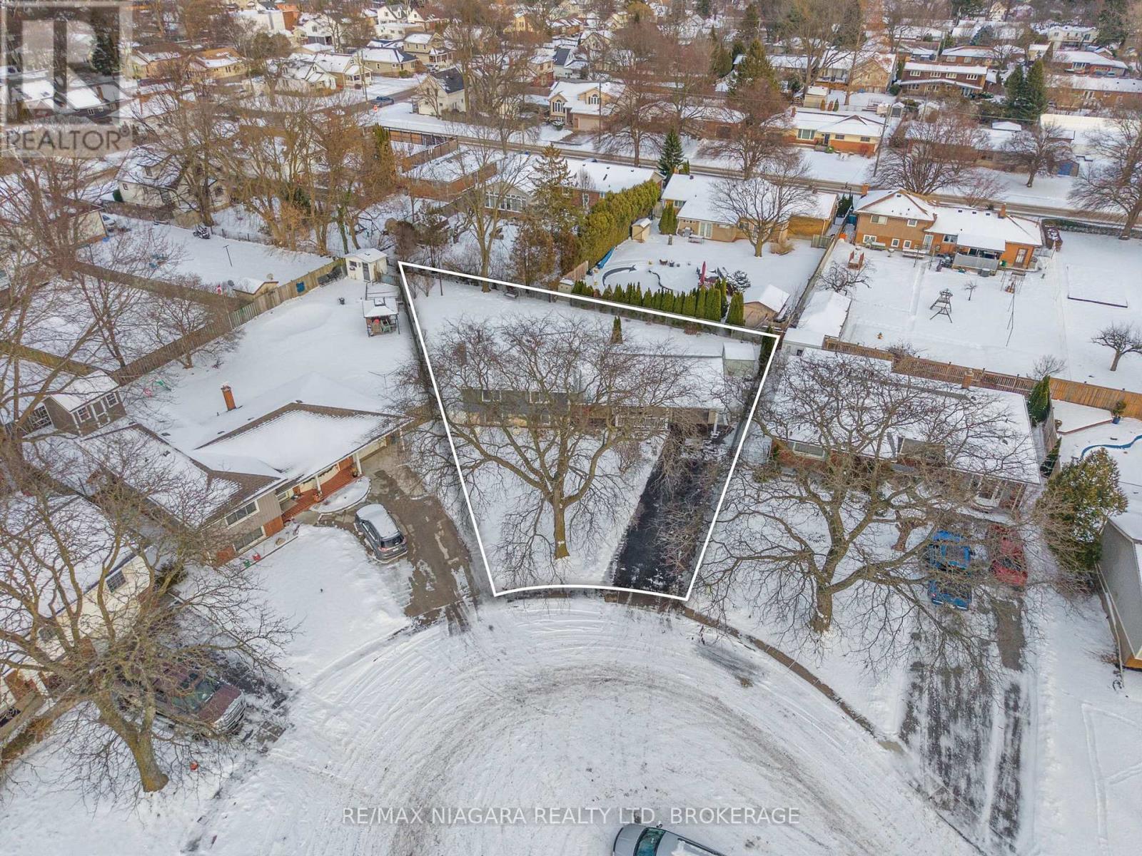 4204 Patten Crescent, Niagara Falls, Ontario  L2E 6J2 - Photo 27 - X12687198
